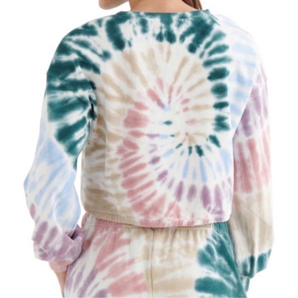 NWT Lucky Brand Cool For Summer Cropped Tie Dye Sweatshirt Size: M - Picture 2 of 5